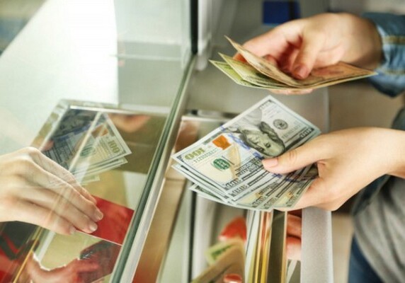 Утверждены новые правила обмена валюты - в Азербайджане