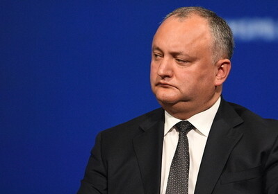 Президента Молдавии вновь временно отстранили