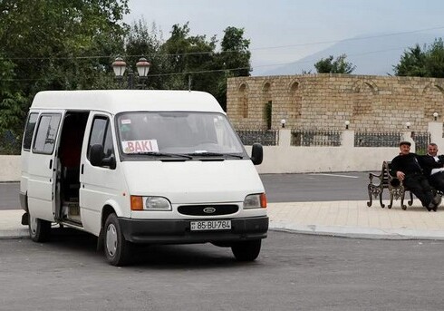 В Баку проведены рейды по выявлению незаконно работающих микроавтобусов
