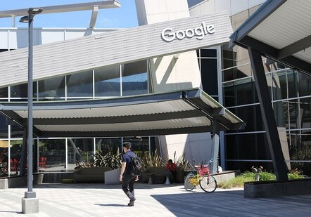 На Google подали в суд за дискриминацию белых мужчин