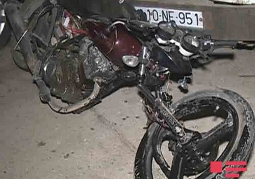 В Баку под колесами автобуса погиб мотоциклист (Фото)