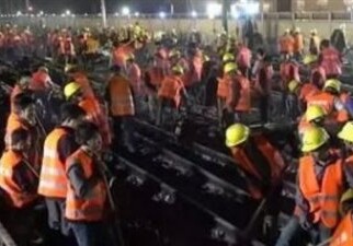 В Китае рабочие проложили железнодорожную развязку за 9 часов (Видео)