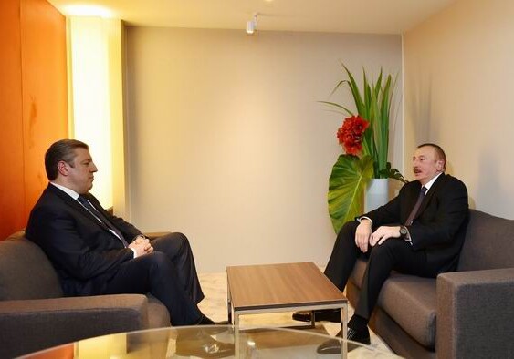 Президент Ильхам Алиев встретился в Давосе с премьер-министром Грузии (Фото)
