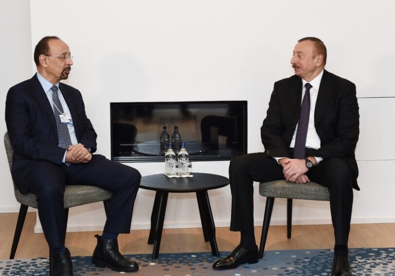 Ильхам Алиев встретился в Давосе с Халедом аль-Фалихом (Фото)