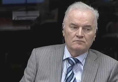 Защита Младича предупредила о его возможной смерти в ближайшие дни