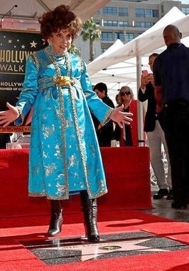 Джина Лоллобриджида удостоена звезды на Аллее славы в Голливуде (Фото)