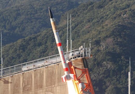 Япония запустила самую маленькую в мире ракету-носитель (Видео) 