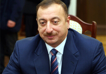 Ильхам Алиев подал в ЦИК документы для участия в выборах президента