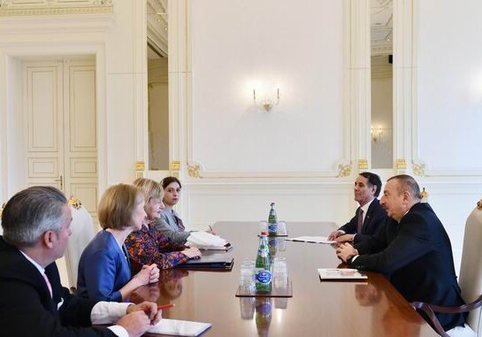 Ильхам Алиев принял торгового посланника премьер-министра Великобритании (Фото-Обновлено)