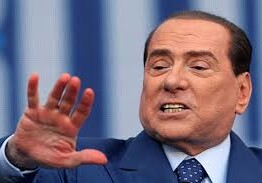 Берлускони рассказал, как в годы Второй мировой войны доил коров