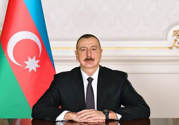 Президент Ильхам Алиев повысил сумму социальных пособий