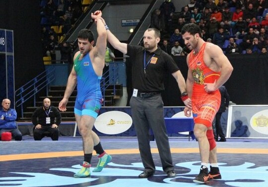 Азербайджанский борец победил армянина на международном турнире (Видео)