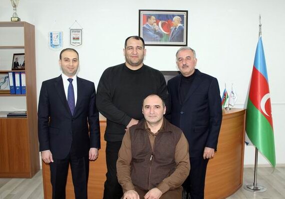 В Азербайджане планируют создать зимние паралимпийские виды спорта