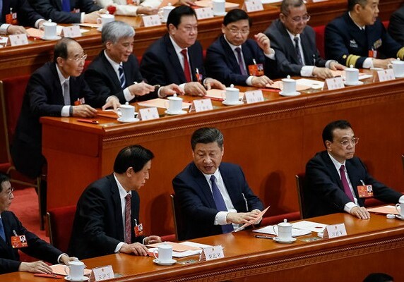 В Китае снято ограничение на срок пребывания у власти главы государства