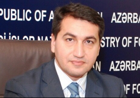 Хикмет Гаджиев: «Россиянам стоит приехать на Новруз в Баку – будет интересно»