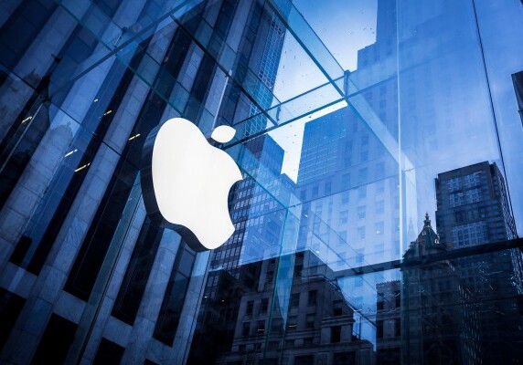 Компания Apple обновила логотип на аксессуарах