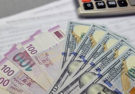 Объявлен курс доллара в Азербайджане на 19 марта