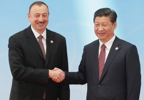 Президент Азербайджана поздравил председателя КНР