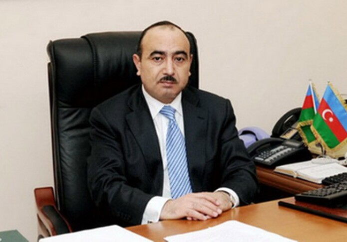 Али Гасанов: «Обеспечивать свою комфортную жизнь, ругая Азербайджан - значит потерять человеческий облик»