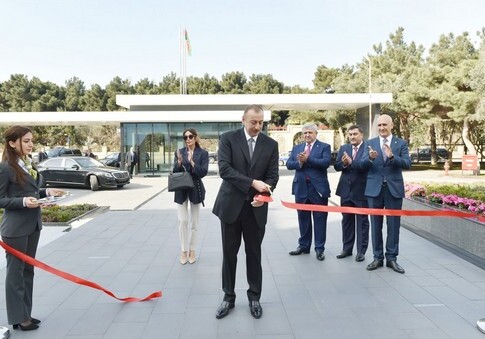 Президент Азербайджана принял участие в открытии госпиталя Bona Dea  (Фото)