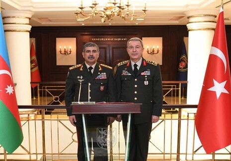 Баку и Анкара обсудили перспективы развития военного сотрудничества (Фото)