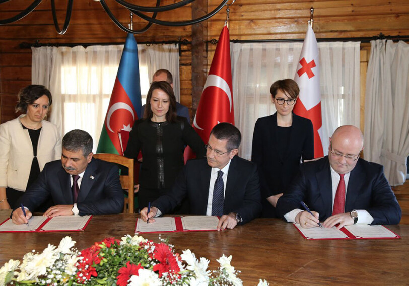 Азербайджан, Турция и Грузия подписали меморандум о взаимопонимании в сфере обороны