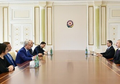 Президент Азербайджана принял делегацию ШОС