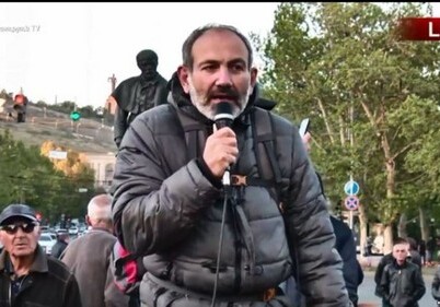 В Армении лидер протестующих объявил о начале бархатной революции (Видео)