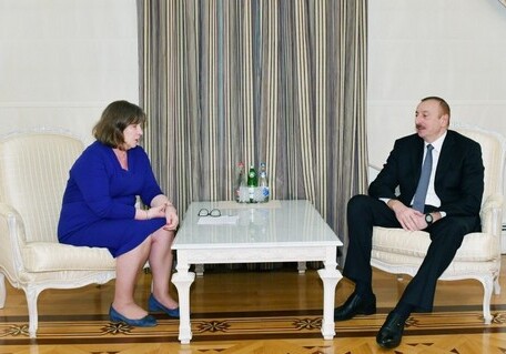 Президент Ильхам Алиев принял постоянного докладчика Европарламента по Азербайджану