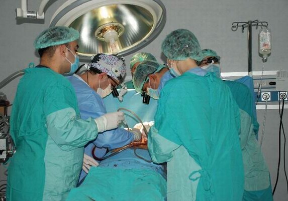 В Азербайджане расширен список медучреждений по трансплантации органов
