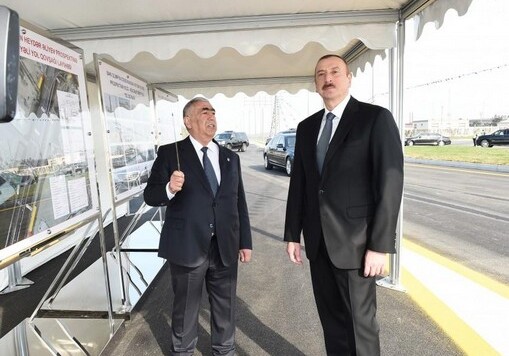 Президент Азербайджана принял участие в открытии новой дорожной развязки в Баку (Фото)