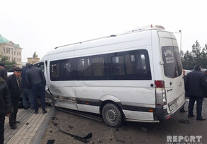В Гяндже столкнулись два микроавтобуса, есть пострадавшие 
