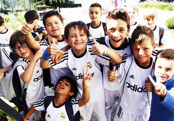 В Баку открылась социальная футбольная школа «Реал Мадрида»