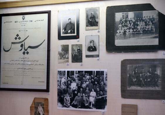 В Баку открылась выставка документов и личных вещей основоположников АДР (Фото)