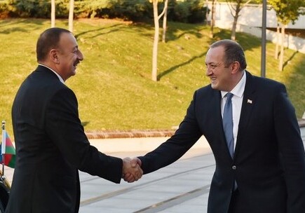 Президент Грузии поздравил президента Ильхама Алиева
