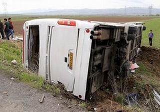 В Гобустане перевернулся пассажирский автобус