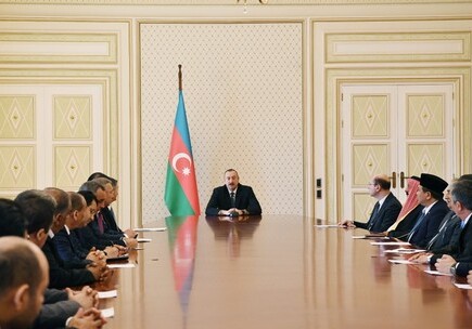 Президент Азербайджана принял послов исламских стран (Фото)