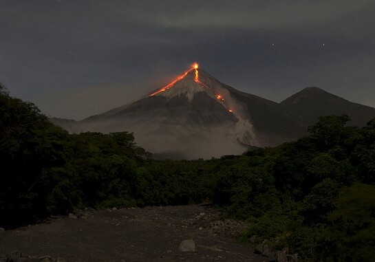 Извержение вулкана в Гватемале: погибло 25 человек