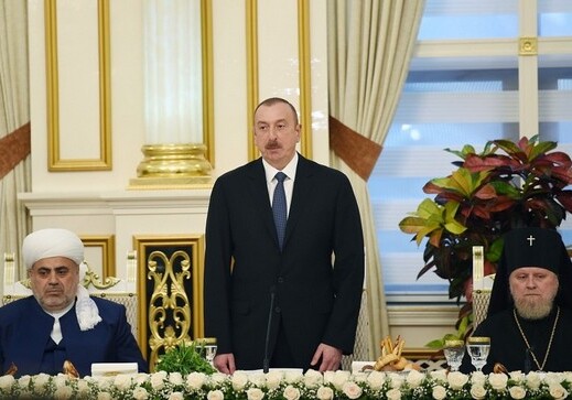 Президент Ильхам Алиев принял участие в церемонии ифтара по случаю священного месяца Рамазан (Фото-Обновлено)