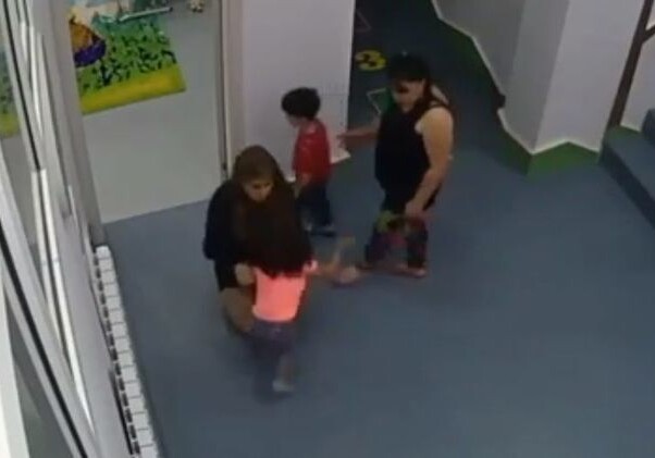 В Баку взята под стражу воспитательница детсада, избивавшая детей