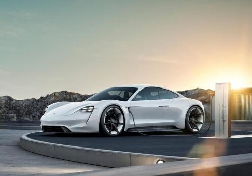 Электрический спорткар Porsche Taycan показали во всей красе (Видео)
