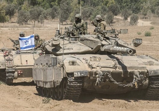 Израиль увеличил число танков и артиллерии на границе с Сирией