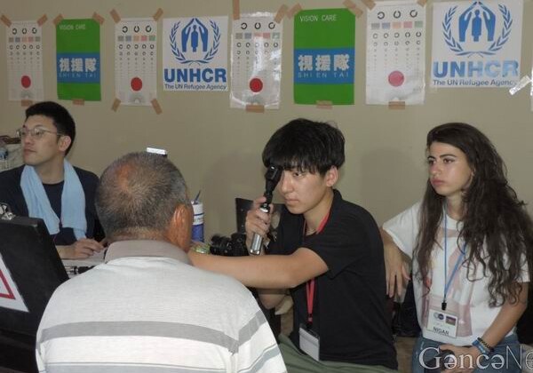 Японские офтальмологи окажут помощь азербайджанским беженцам