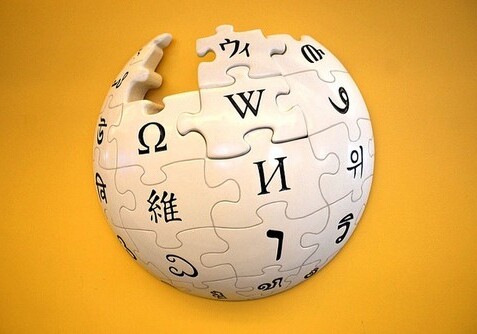 Итальянская и испанская версии Wikipedia закрылись в знак протеста