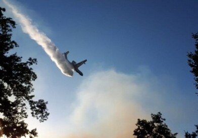 К тушению пожара на юге Азербайджана привлечена авиация МЧС (Фото-Обновлено)