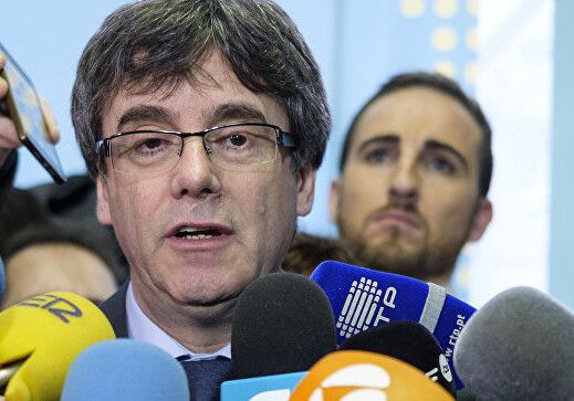 Верховный суд Испании отозвал европейский ордер на арест Пучдемона