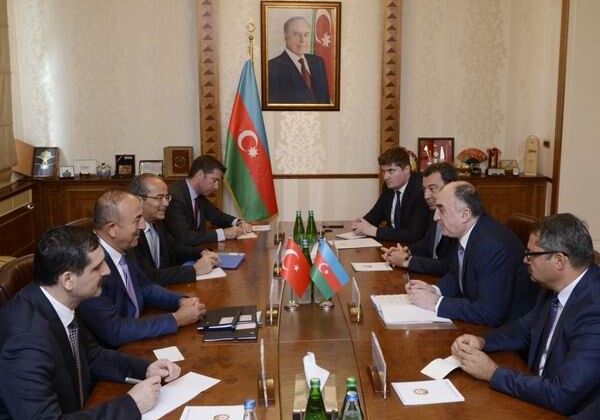 Состоялась встреча глав МИД Азербайджана и Турции (Фото)