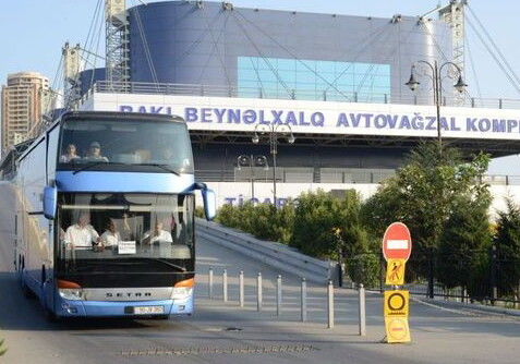 Новые тарифы за проезд в междугородних автобусах в Азербайджане – Список
