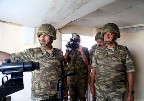 Министр обороны побывал в воинских частях на передовой (Фото-Видео)