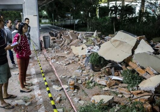 Землетрясение в Индонезии унесло жизни свыше 90 человек (Фото-Видео-Обновлено)